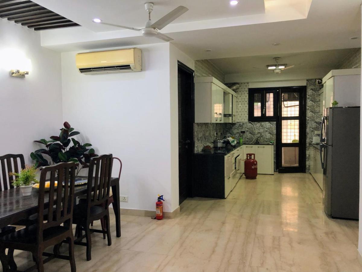 Avatar Living @Safdarjung Enclave Bed and Breakfast New Delhi Buitenkant foto