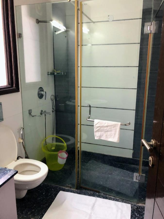 Avatar Living @Safdarjung Enclave Bed and Breakfast New Delhi Buitenkant foto